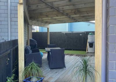 Build decks and pergolas